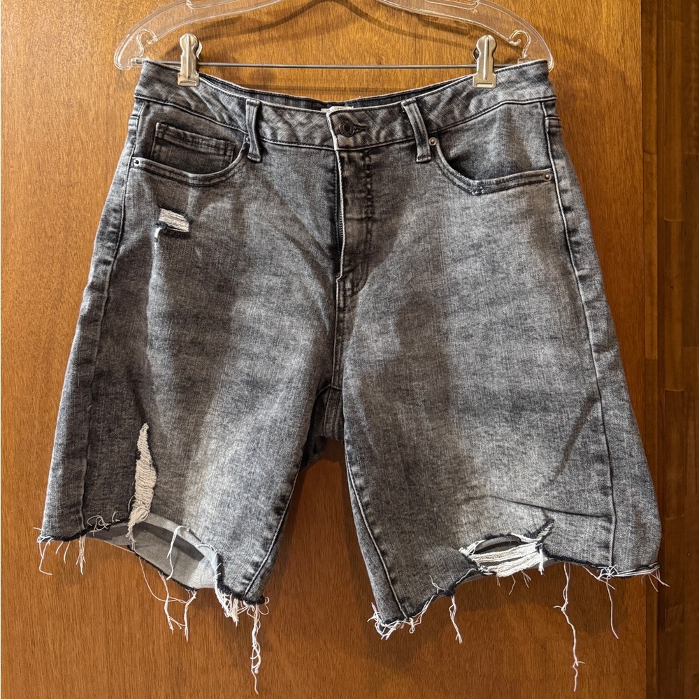 Time and Tru Gray Distressed Jean Shorts
